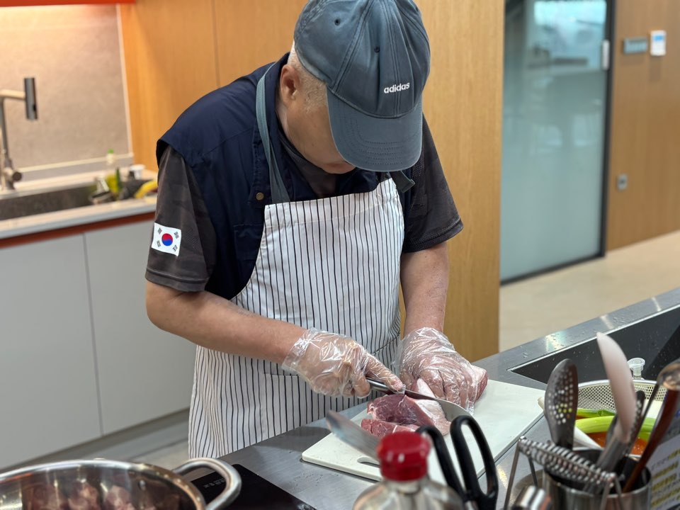 [무지개밥상] 추석을 준비하는 맛있는 연습 '갈비찜 만들기'