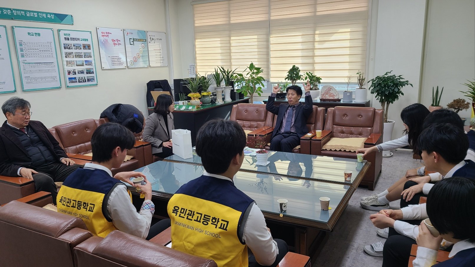 KakaoTalk_20231218_115037192_08.jpg