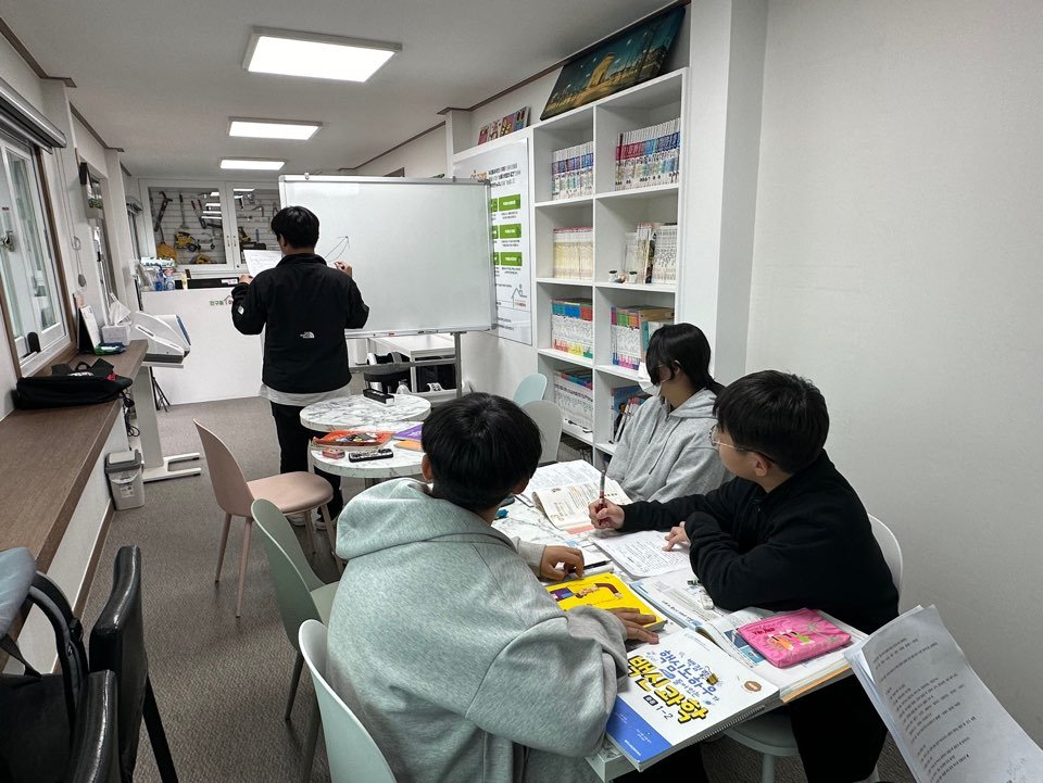 KakaoTalk_20240516_174340786_05.jpg
