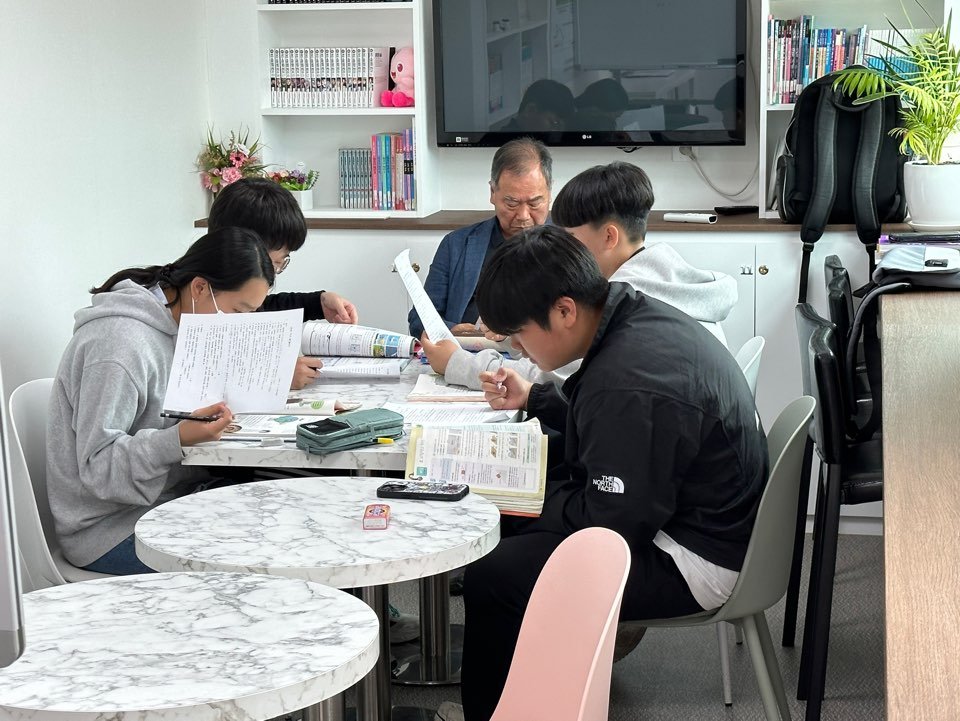 KakaoTalk_20240516_174340786_06.jpg