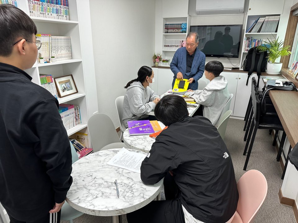KakaoTalk_20240516_174340786_03.jpg